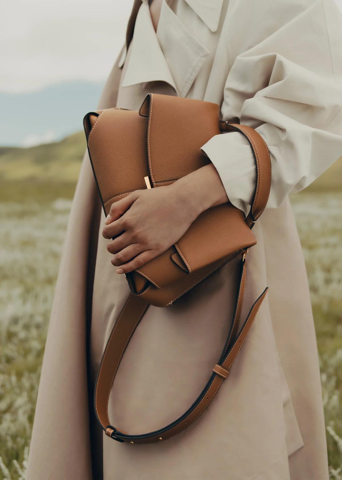 Alma | Bolso de Mano Clásico