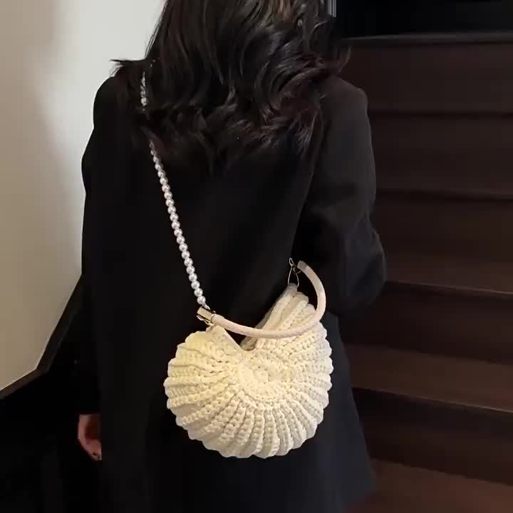 Olivia | Bolso Tote Trenzado con Cadena